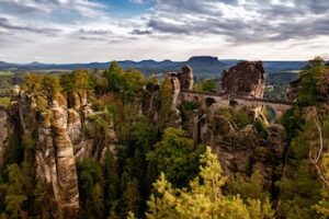 Duitsland | Saksen | Zandsteenrotsen, Elbedal, bossen